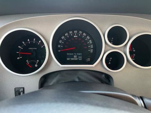 Used 2011 Toyota Tundra Limited w/ Memory Pkg image 8