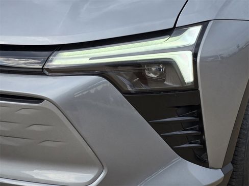 New 2025 Chevrolet Blazer EV LT image 20