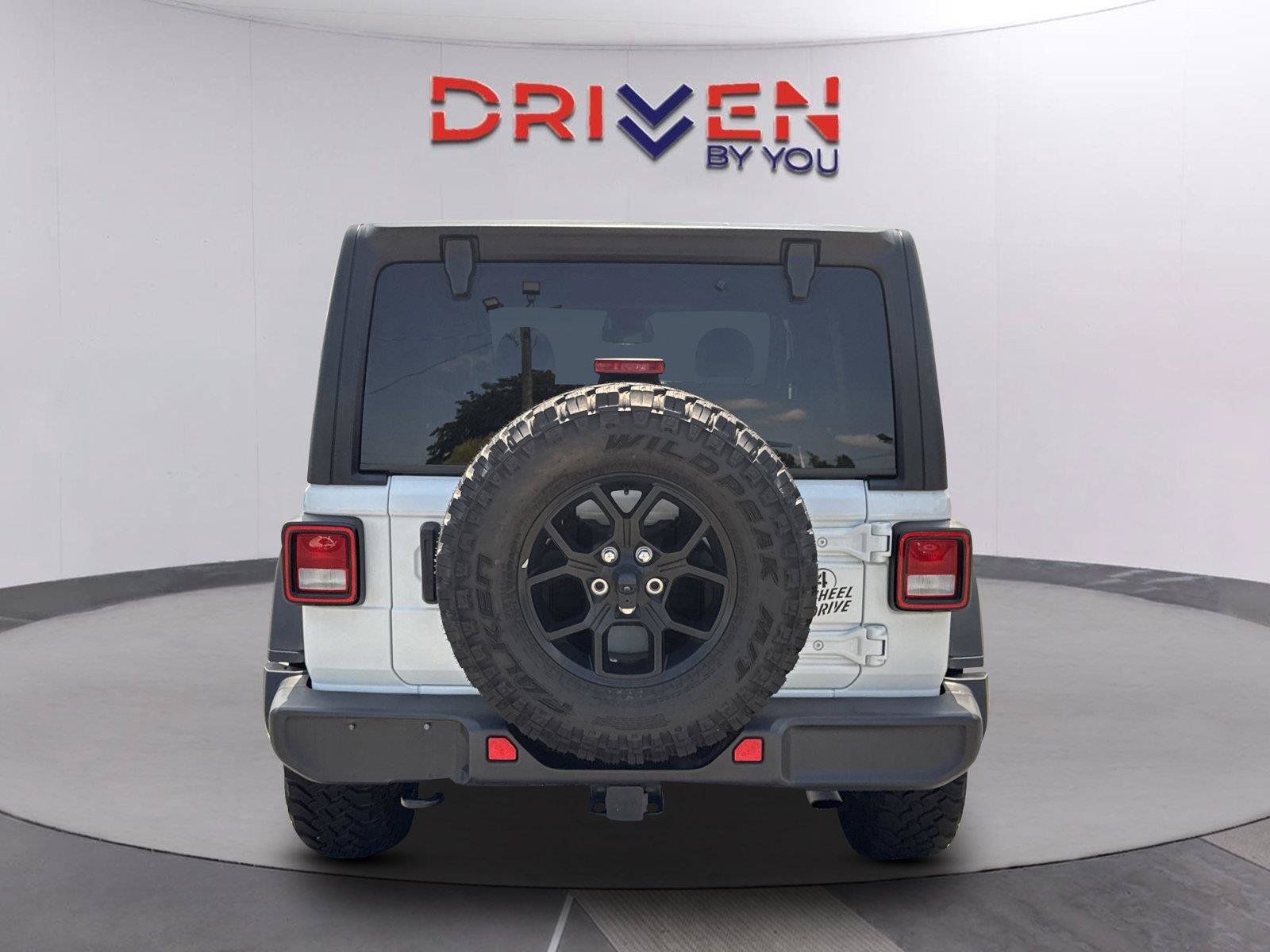 Used 2025 Jeep Wrangler Unlimited Sport AWD/4WD image 5