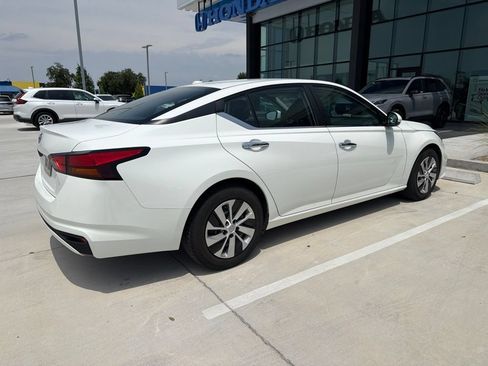 Used 2020 Nissan Altima 2.5 S FWD image 5