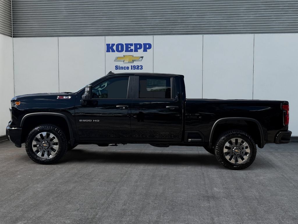 New 2026 Chevrolet Silverado 2500 Custom w/ Custom Value Package AWD/4WD image 2