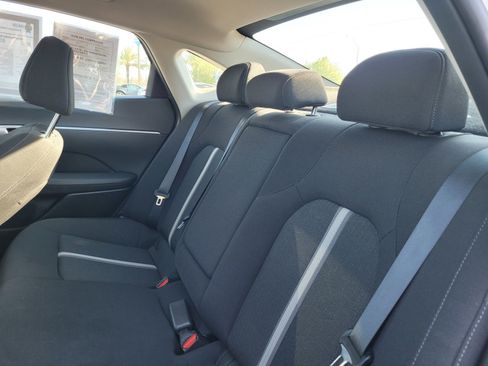 Used 2025 Hyundai Sonata SEL FWD image 13