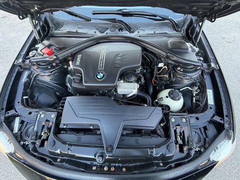 Used 2013 BMW 320i xDrive Sedan image 18