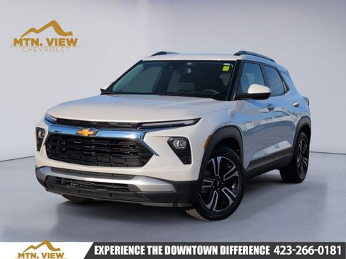 Used 2024 Chevrolet TrailBlazer LT w/ Convenience Package image 1