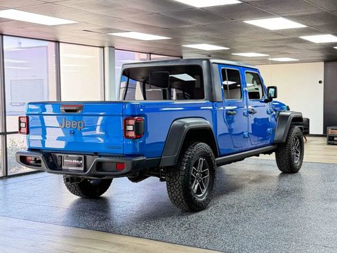Used 2020 Jeep Gladiator Sport w/ Quick Order Package 24S AWD/4WD image 9