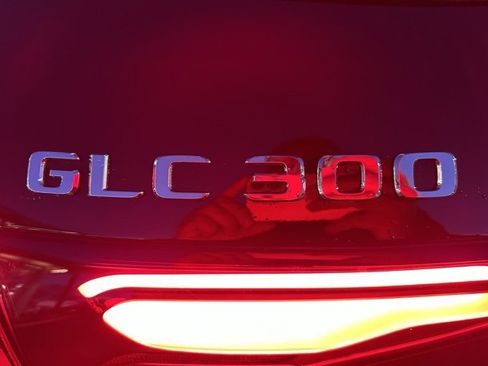 New 2026 Mercedes-Benz GLC 300 4MATIC image 9