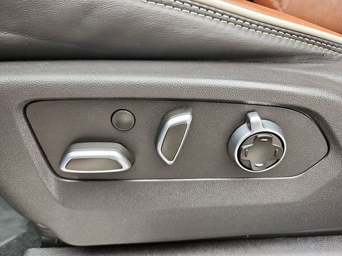 Used 2024 GMC Sierra 2500 Denali Ultimate w/ Max Trailering Package image 12