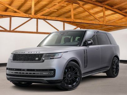 Used 2025 Land Rover Range Rover Long Wheelbase SE