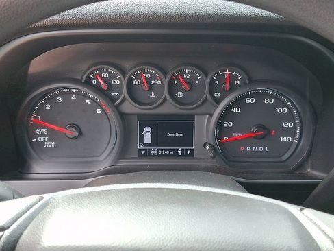 Used 2022 Chevrolet Silverado 1500 Custom AWD/4WD image 19