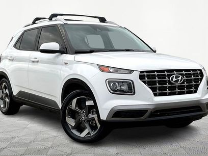 Used 2021 Hyundai Venue SEL