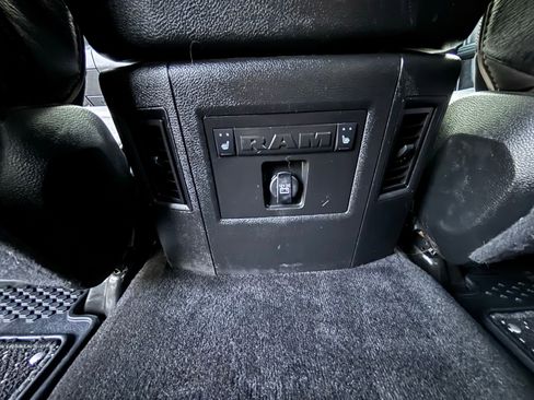 Used 2017 RAM 1500 Limited AWD/4WD image 21