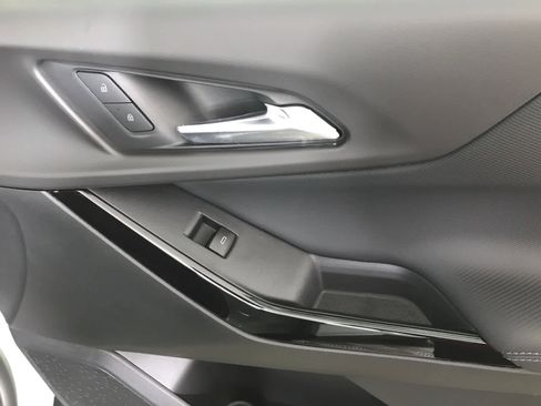 New 2026 Chevrolet Equinox LT w/ Convenience Package II image 20