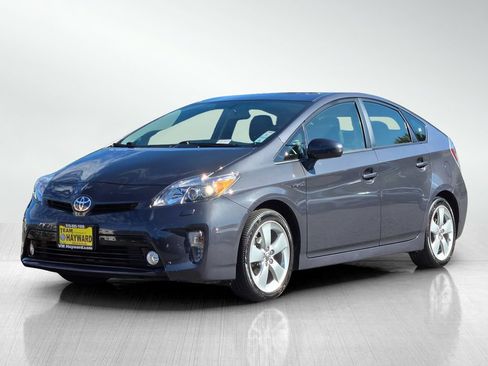 Used 2013 Toyota Prius Five w/ Advanced Technology Pkg FWD image 9