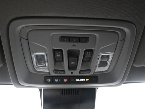 Used 2025 GMC Sierra 1500 Denali w/ Denali Reserve Package image 18