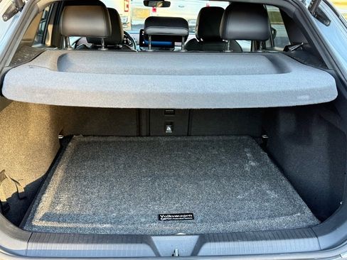 Used 2021 Volkswagen ID.4 Pro S w/ Gradient Package image 18