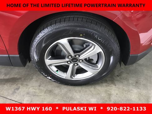 Used 2024 Ford Edge SEL w/ Convenience Package AWD/4WD image 3