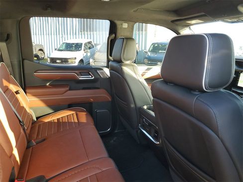 Used 2026 GMC Sierra 1500 Denali Ultimate image 32