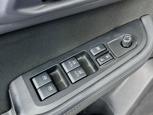 Used 2019 Subaru Outback 2.5i Premium image 32