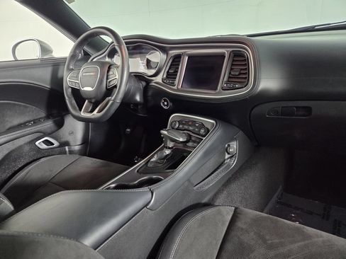 Used 2021 Dodge Challenger R/T Scat Pack RWD image 28