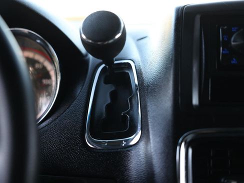 Used 2014 Dodge Grand Caravan SE w/ Quick Order Package 29E SE image 32