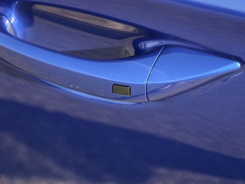 Used 2021 Hyundai Ioniq SE image 15