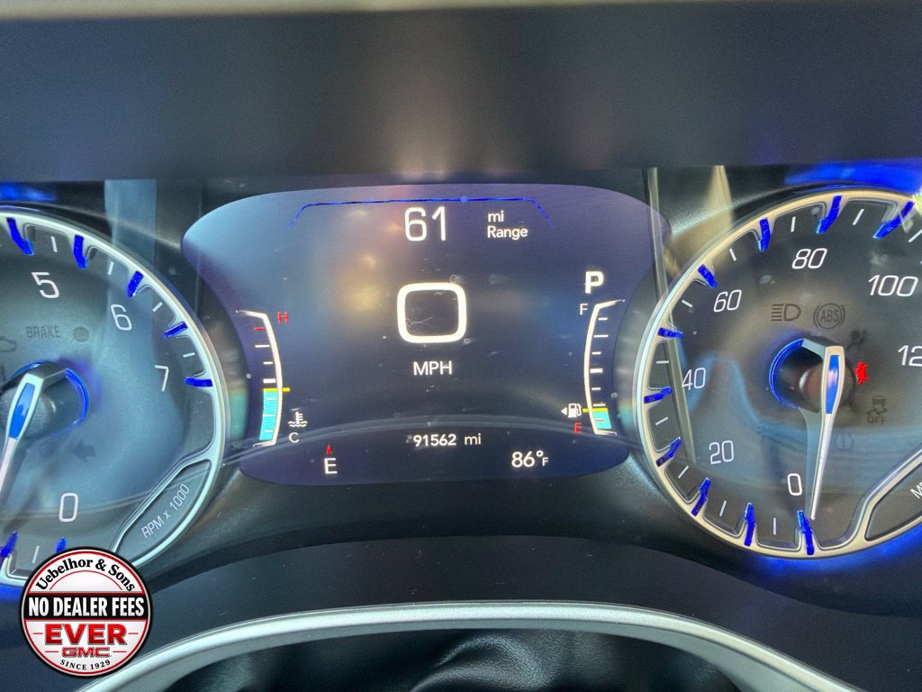 Used 2024 Chrysler Pacifica Touring FWD image 28