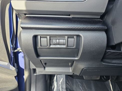 Certified 2025 Subaru Crosstrek 2.0i Premium AWD/4WD image 27