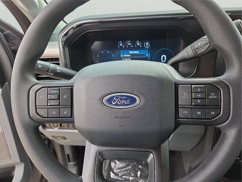 New 2026 Ford F350 XLT w/ XLT Premium Package AWD/4WD image 14