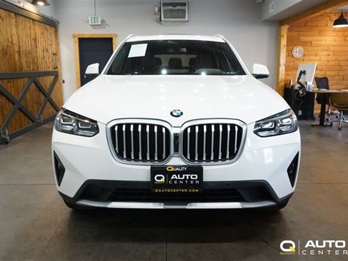Used 2024 BMW X3 xDrive30i AWD/4WD image 2