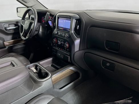 Used 2019 Chevrolet Silverado 1500 LT Trail Boss AWD/4WD image 23