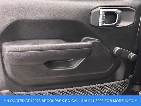 Used 2022 Jeep Wrangler Sport AWD/4WD image 7
