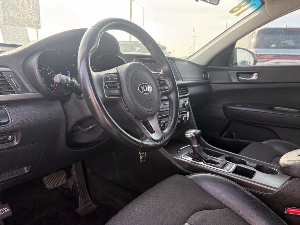 Used 2018 Kia Optima S w/ Panoramic Sunroof Package FWD image 10