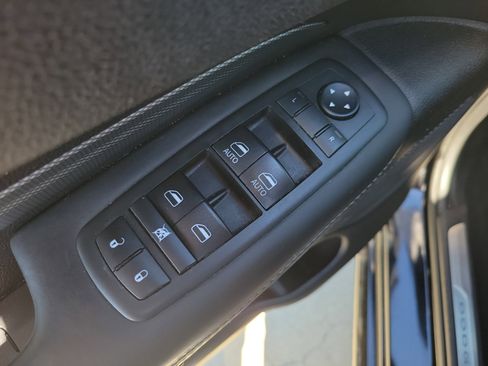 Used 2020 Dodge Durango R/T w/ Technology Group image 18