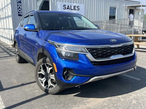Used 2021 Kia Seltos EX image 1