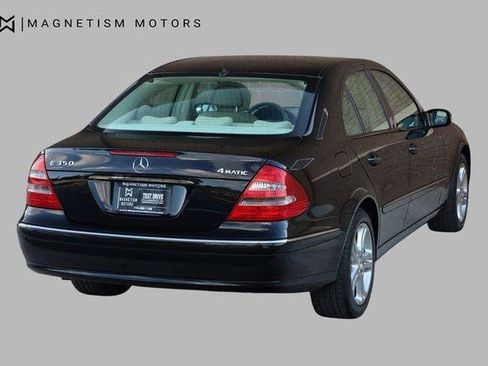 Used 2006 Mercedes-Benz E 350 4MATIC Sedan image 9