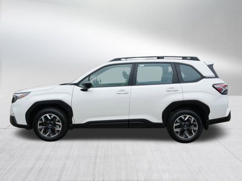 Certified 2025 Subaru Forester image 4