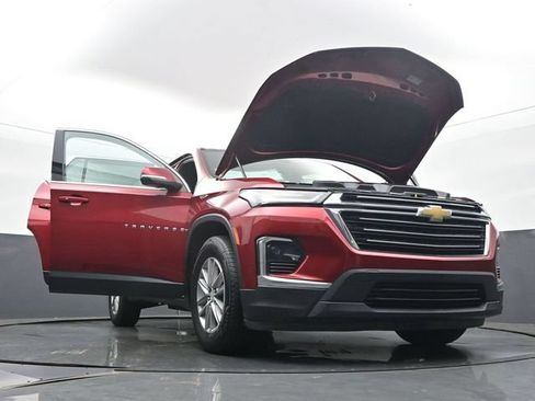 Used 2022 Chevrolet Traverse LT AWD/4WD image 57