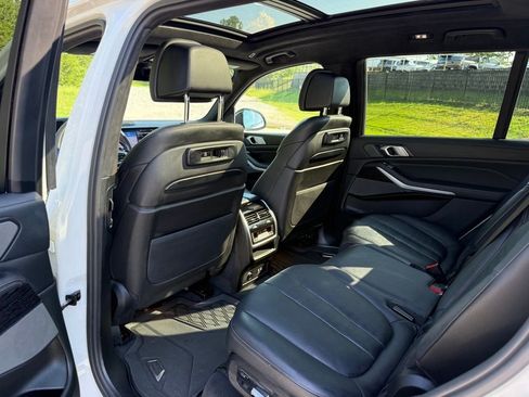 Used 2020 BMW X7 M50i w/ Executive Package AWD/4WD image 27