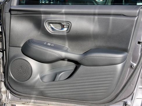 Used 2025 Honda HR-V EX-L image 14