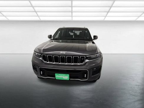 Used 2022 Jeep Grand Cherokee Overland w/ Adv Protech Group III image 3