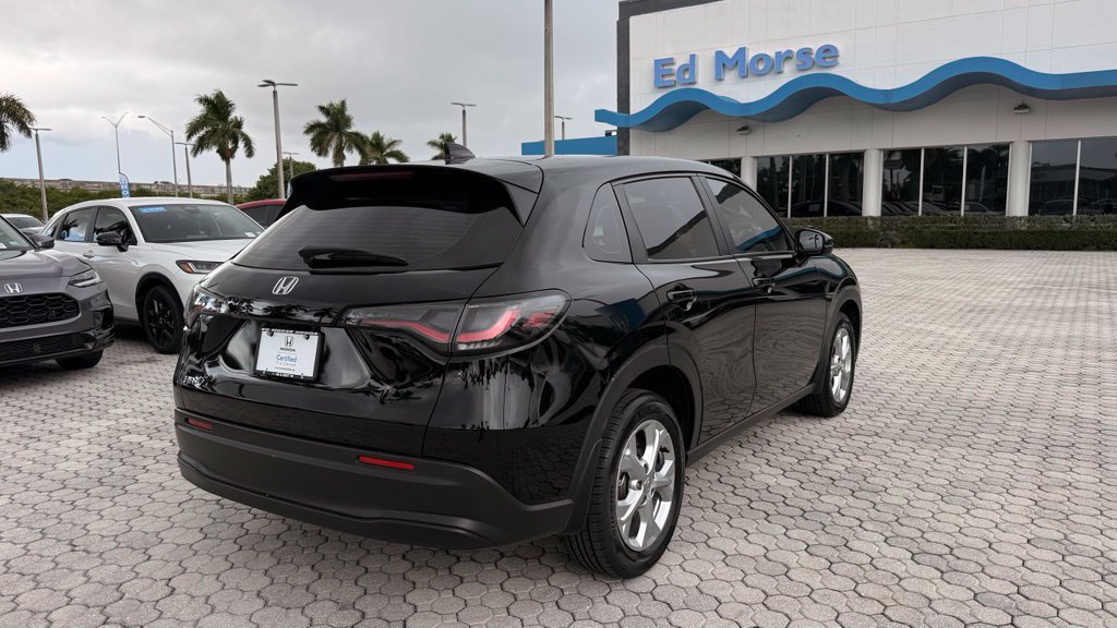 Used 2025 Honda HR-V LX image 12