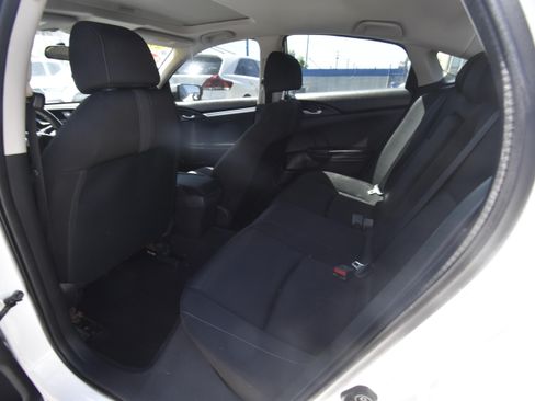 Used 2018 Honda Civic EX image 9