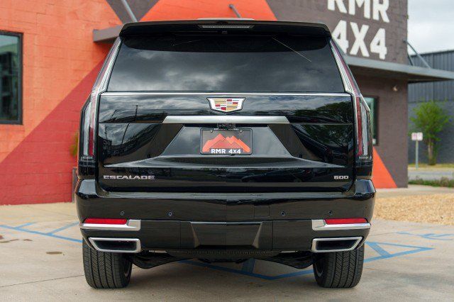 Used 2026 Cadillac Escalade Platinum Luxury AWD/4WD image 6