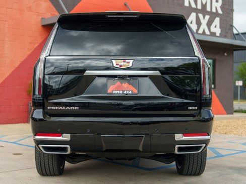 Used 2026 Cadillac Escalade Platinum Luxury AWD/4WD image 6