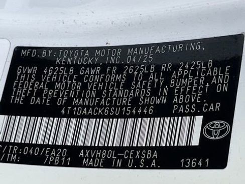 Used 2025 Toyota Camry SE image 33