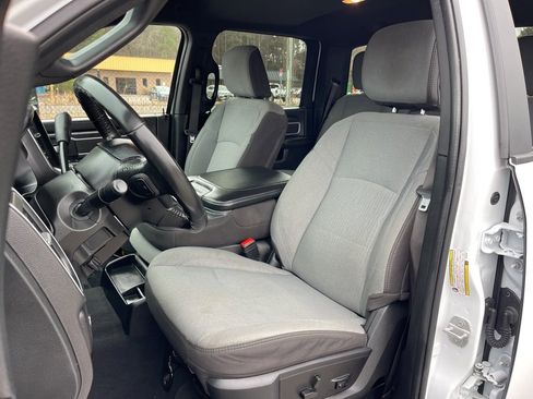 Used 2024 RAM 3500 Big Horn image 19