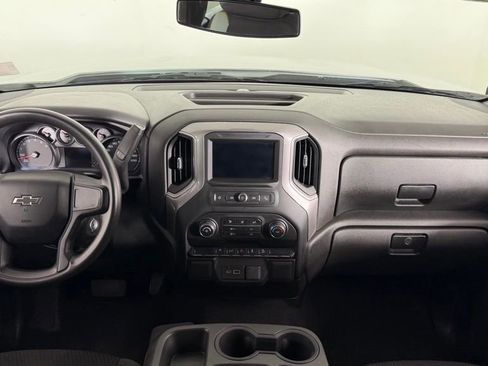 Used 2022 Chevrolet Silverado 1500 Custom Trail Boss AWD/4WD image 27