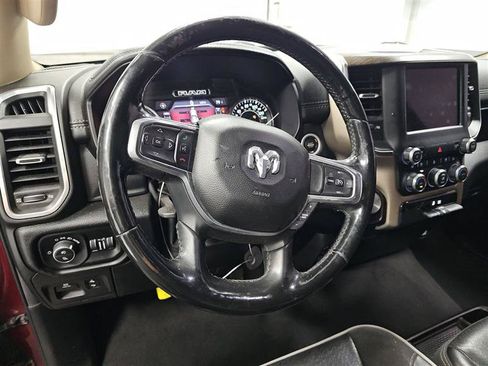 Used 2019 RAM 1500 Laramie AWD/4WD image 6