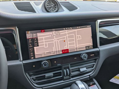 New 2026 Porsche Macan AWD/4WD image 17