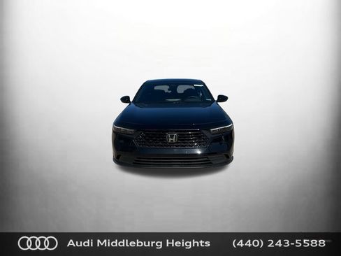 Used 2023 Honda Accord Sport image 2